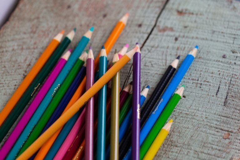 Pracownie inkluzywne – dostępność i ergonomia dla każdego